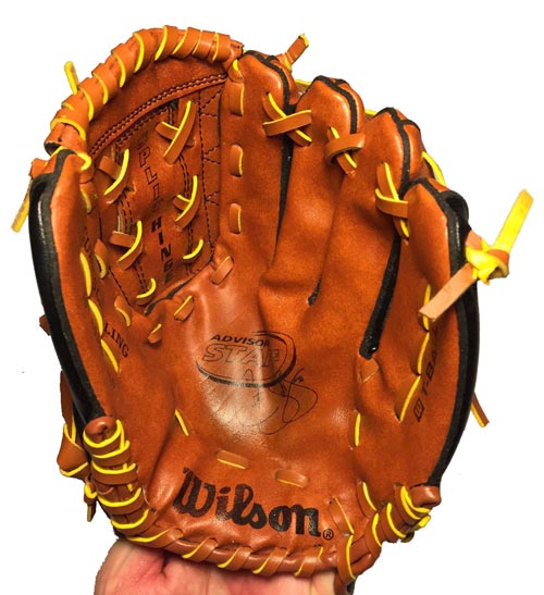 10" Wilson Baseball Glove (Right-Handed Throw)